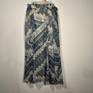 Abercrombie and Fitch skirt sz small
